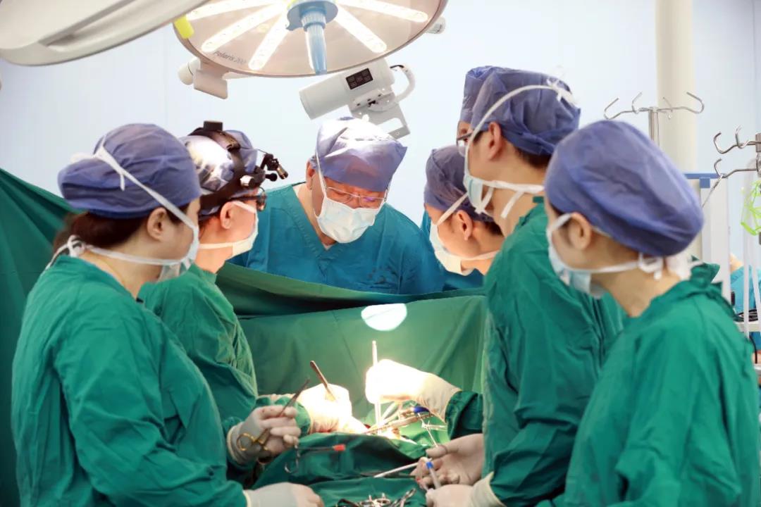 重磅！国际首例心肌桥旁路移植手术在西安国际医学中心医院成功实施