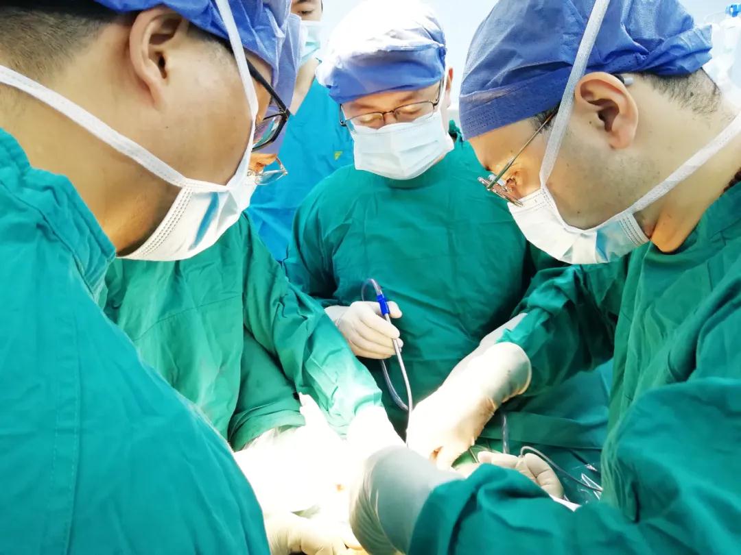消化病医院与西京医院联手完成一例全胃+胰十二指肠切除术