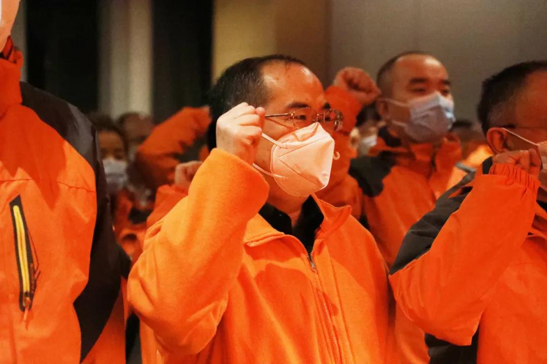 央视新闻移动网—吴昌归：疫情当前披上戎装赴战场 凯旋不忘党员初心耐苦劳