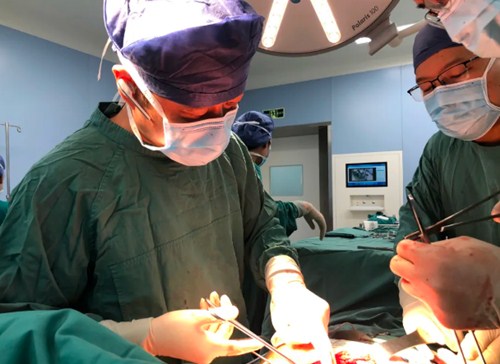 大医之术⑥｜胸腔外科与整形医院联合3D打印全胸骨置换胸廓成型术救治复发胸腺恶性肿瘤患者