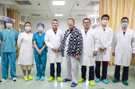 这位老医生和他的“人工心脏”